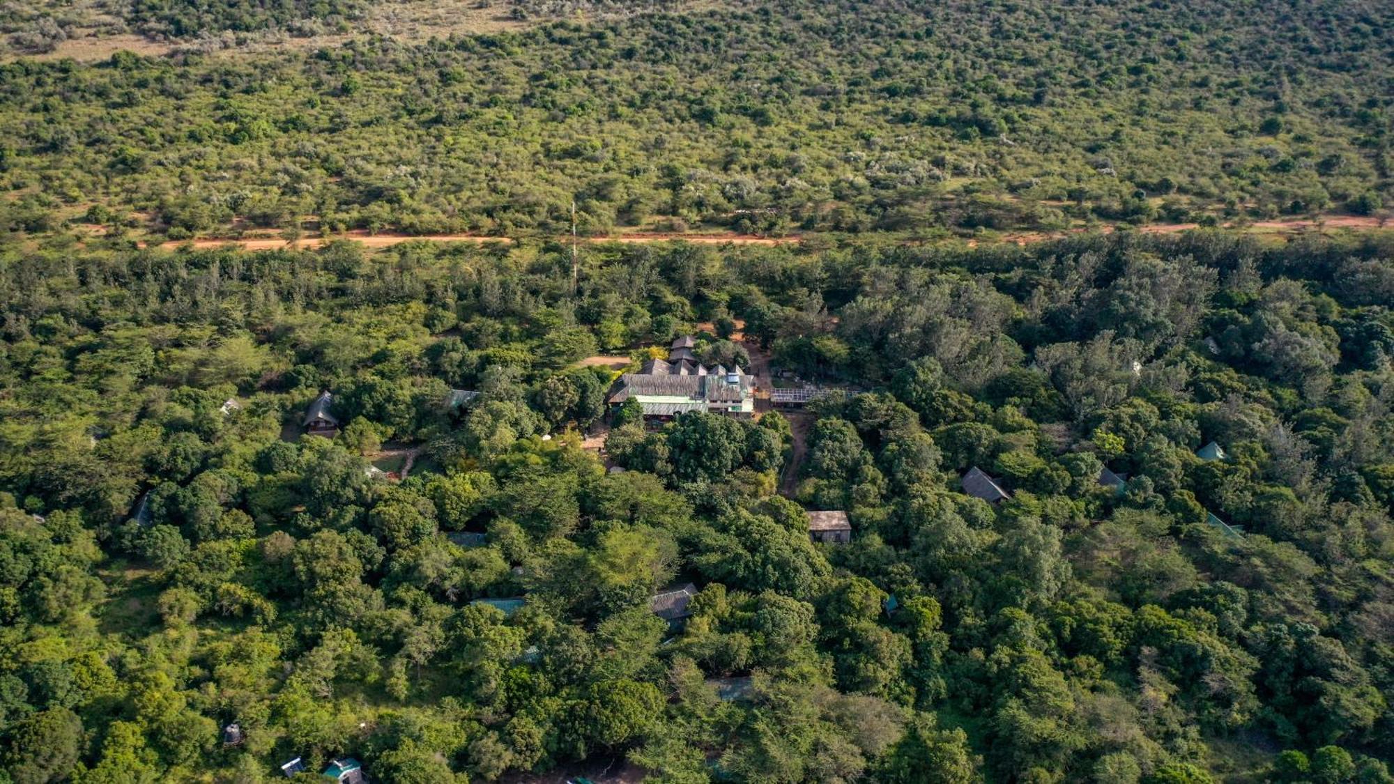 Sentrim Mara Lodge Ololaimutiek Buitenkant foto