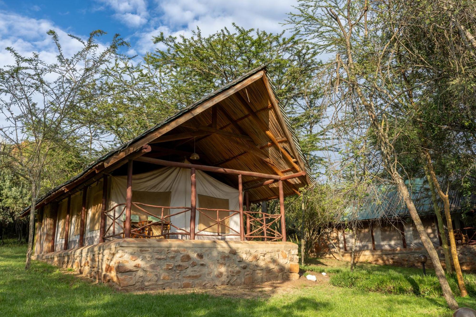 Sentrim Mara Lodge Ololaimutiek Buitenkant foto