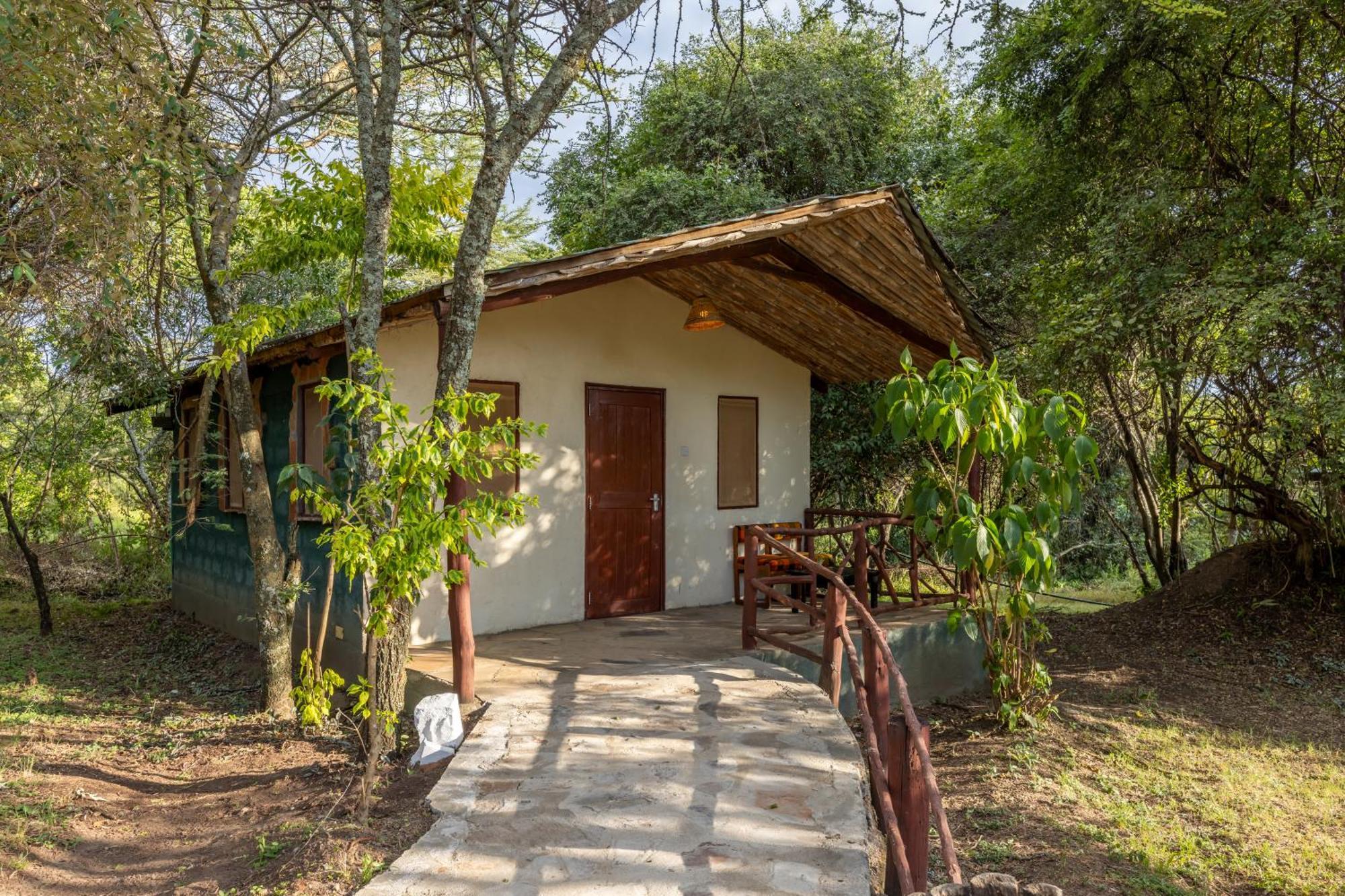 Sentrim Mara Lodge Ololaimutiek Buitenkant foto