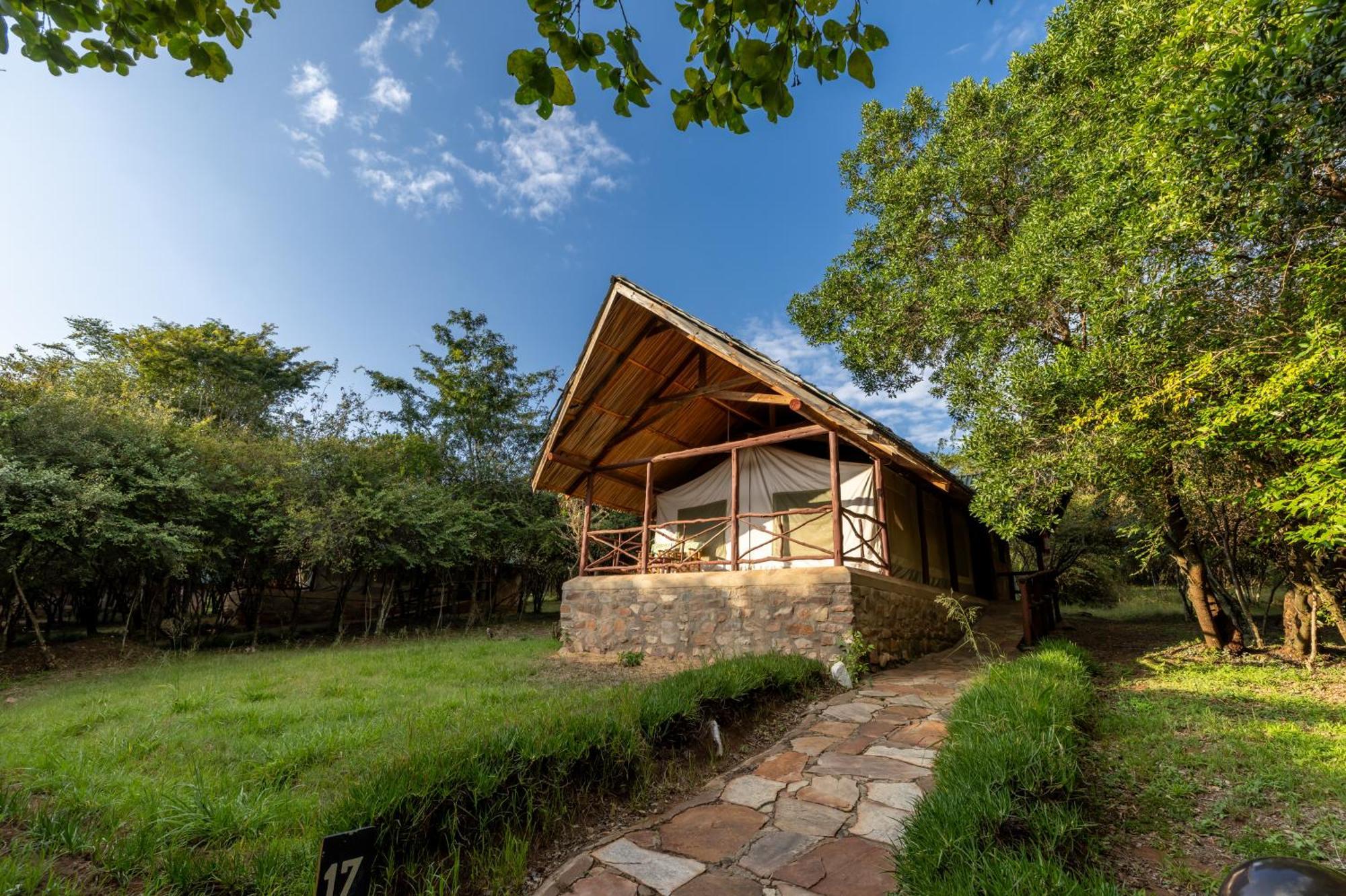 Sentrim Mara Lodge Ololaimutiek Buitenkant foto