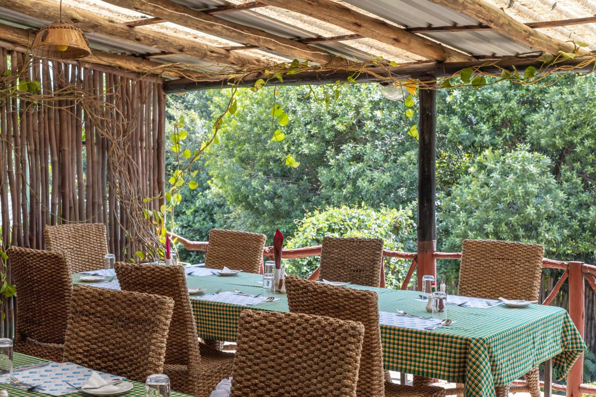Sentrim Mara Lodge Ololaimutiek Buitenkant foto